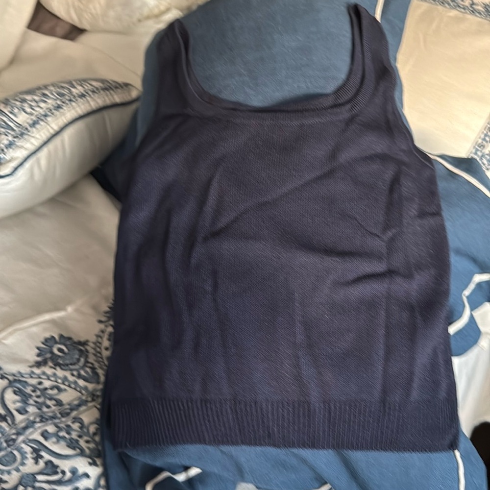St John Collection small navy blue tank to knit